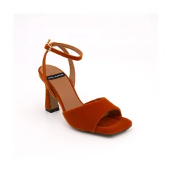 ANGEL ALARCON Carine - Velvet Heeled Ankle Strap Sandals<Vrouwen Last Units