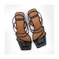 ANGEL ALARCON Guillian - Leather Strappy Sandal With Triangular Heel Design.<Vrouwen Last Units
