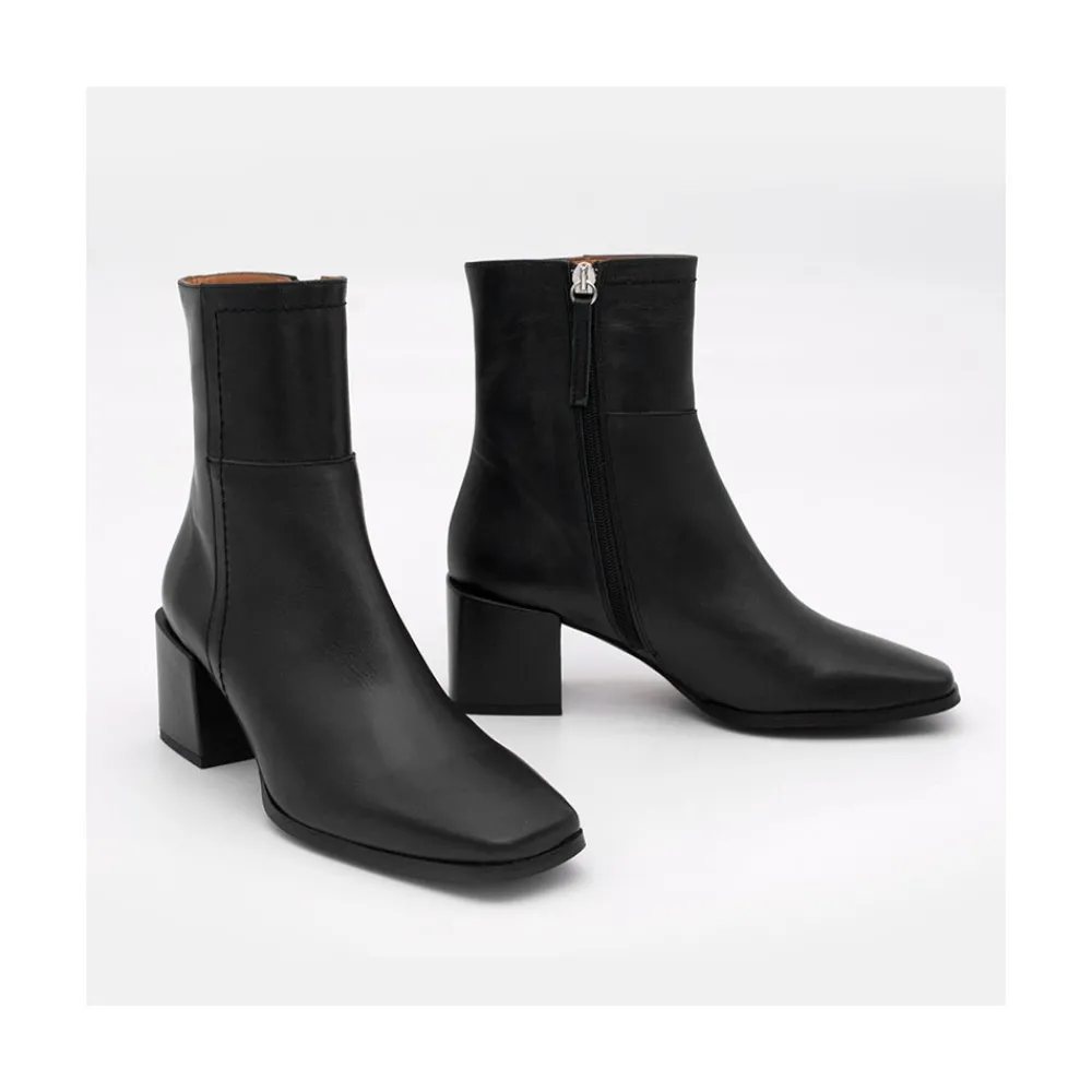 ANGEL ALARCON Twain - Comfortable Leather Medium Heel Ankle Boots With Stitching<Vrouwen Last Units